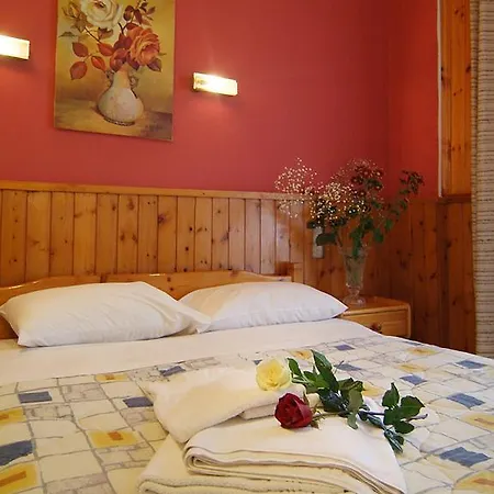 Athina Hotel *
