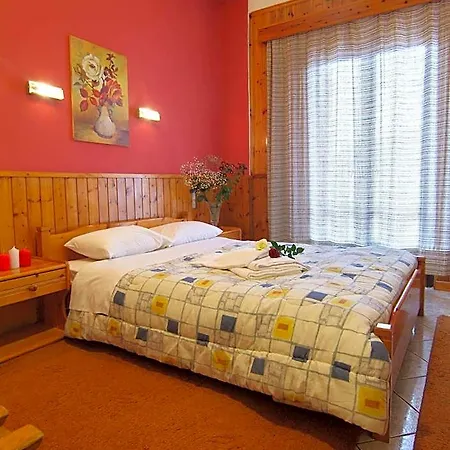 Athina Hotel *