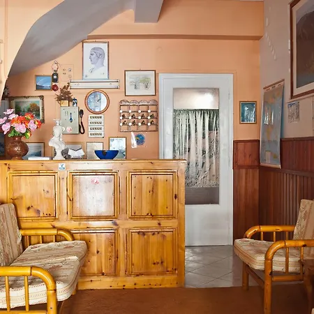Hotel Athina