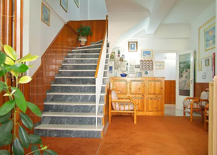 Athina * Δελφοί